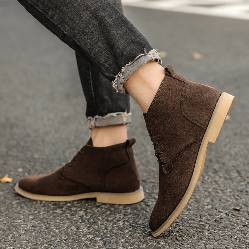 Bota de Camurça Masculina Taro