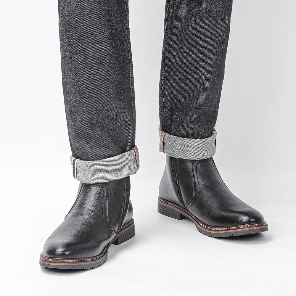 Bota de Couro com Interior Forrado
