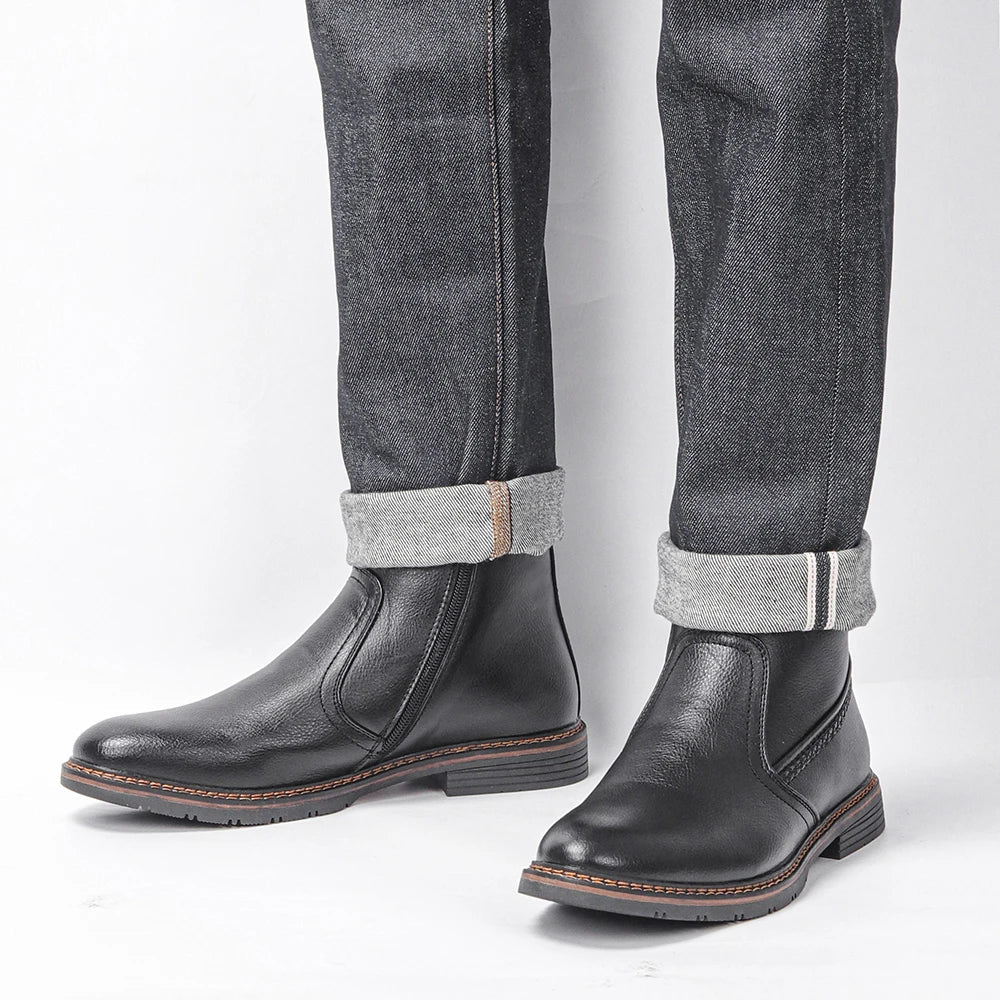 Bota de Couro com Interior Forrado